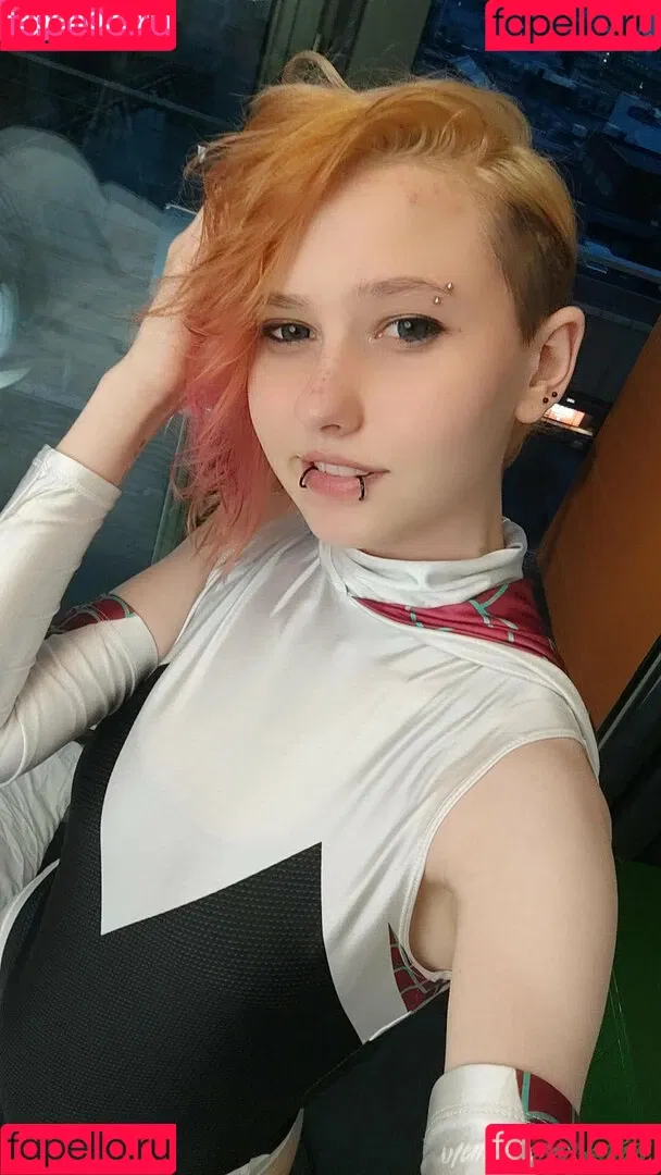 daddys-emo-girl / daddys_emo_girl / justemokitten / little_emo_kitten Onlyfans Photo Gallery 