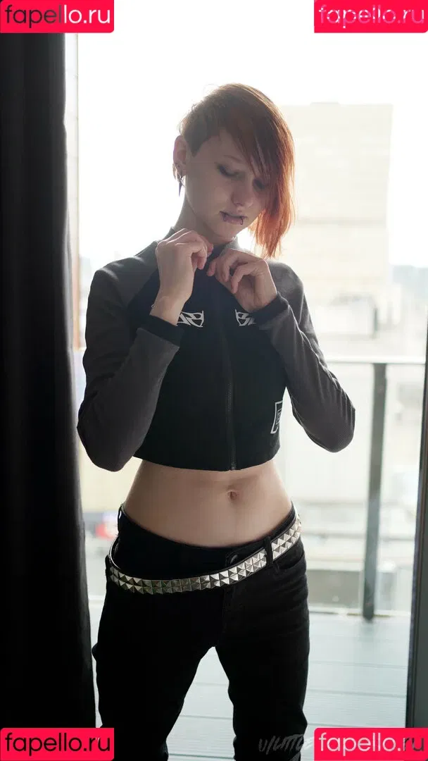 daddys-emo-girl / daddys_emo_girl / justemokitten / little_emo_kitten Onlyfans Photo Gallery 