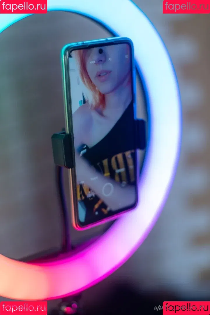 daddys-emo-girl / daddys_emo_girl / justemokitten / little_emo_kitten Onlyfans Photo Gallery 