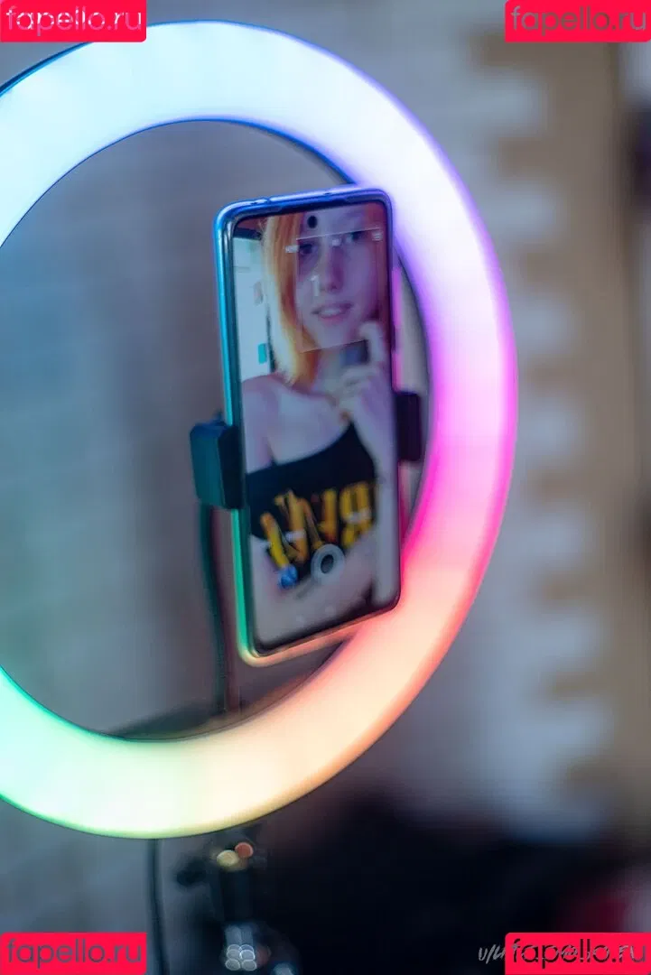 daddys-emo-girl / daddys_emo_girl / justemokitten / little_emo_kitten Onlyfans Photo Gallery 