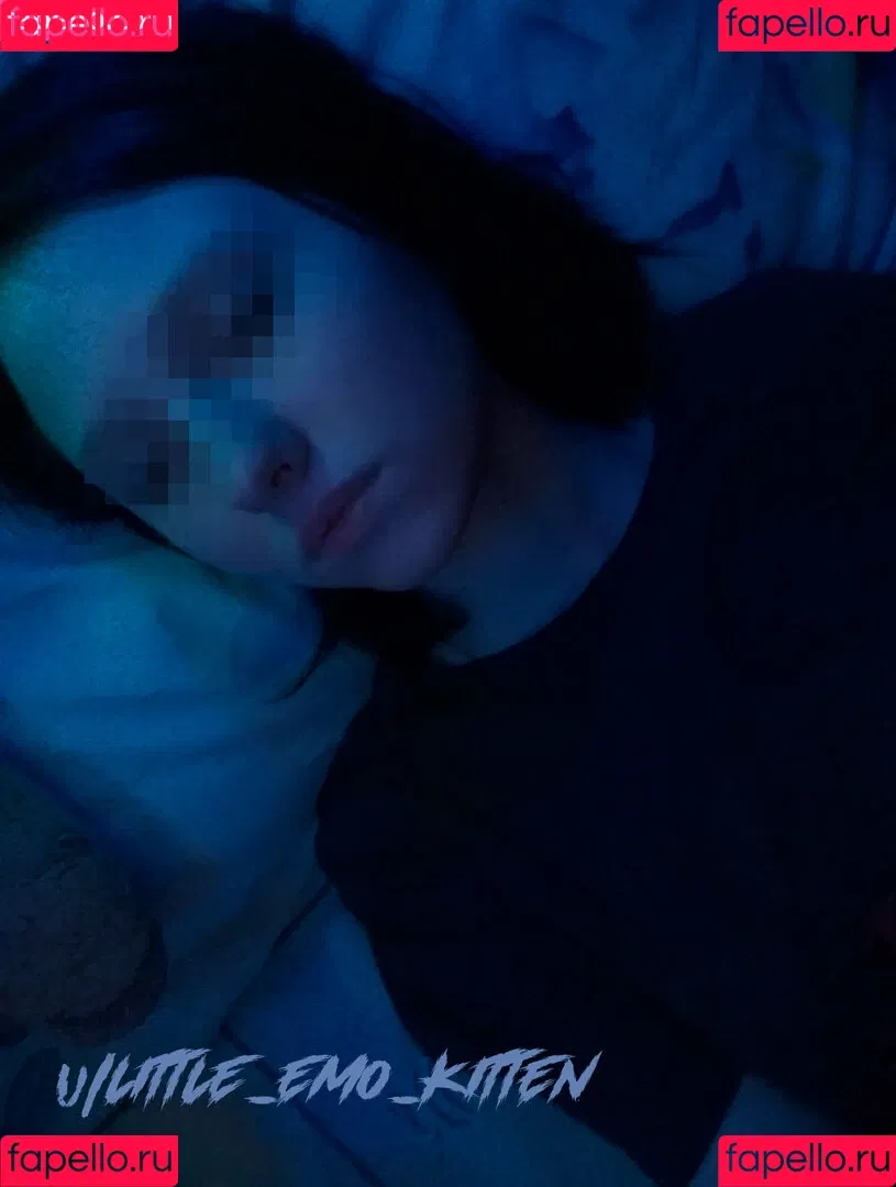 daddys-emo-girl / daddys_emo_girl / justemokitten / little_emo_kitten Onlyfans Photo Gallery 