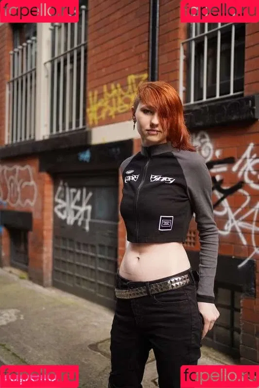 daddys-emo-girl / daddys_emo_girl / justemokitten / little_emo_kitten Onlyfans Photo Gallery 