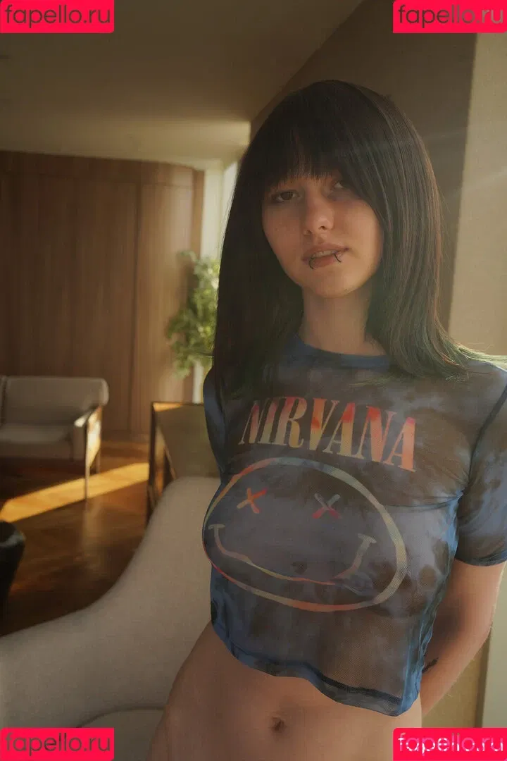 daddys-emo-girl / daddys_emo_girl / justemokitten / little_emo_kitten Onlyfans Photo Gallery 