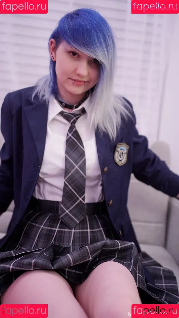 daddys-emo-girl / daddys_emo_girl / justemokitten / little_emo_kitten Onlyfans Photo Gallery 