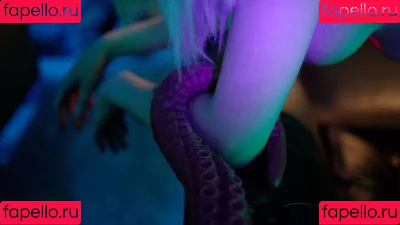 daddys-emo-girl / daddys_emo_girl / justemokitten / little_emo_kitten Onlyfans Photo Gallery 