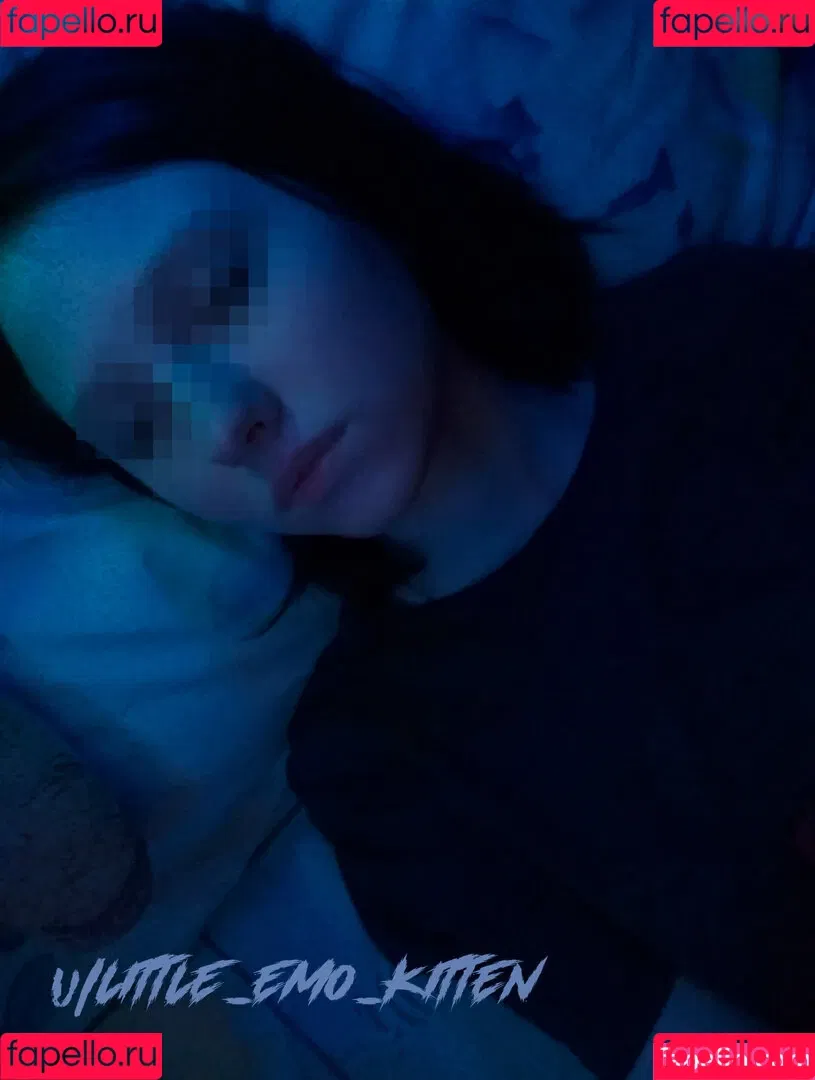 daddys-emo-girl / daddys_emo_girl / justemokitten / little_emo_kitten Onlyfans Photo Gallery 