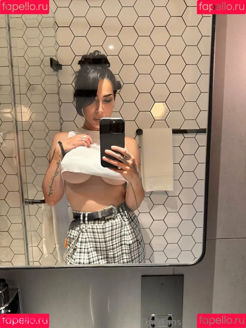 Lauren Adams / Reede Fox / foxreed / lauren_cronin_fox / reedefox Onlyfans Photo Gallery 