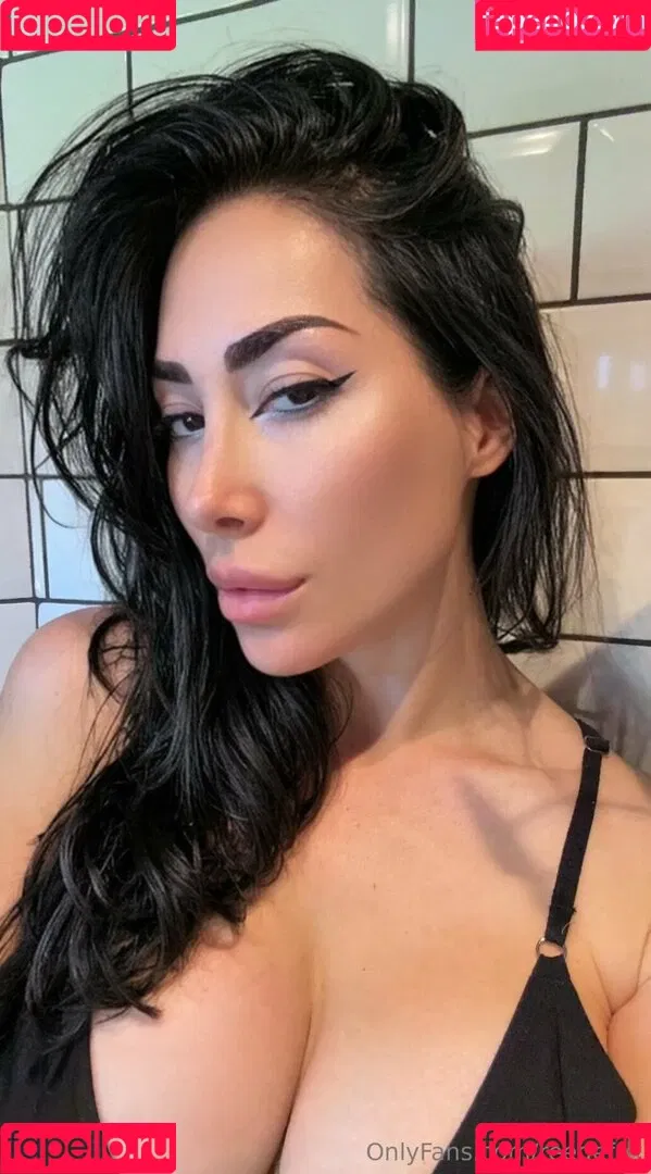 Lauren Adams / Reede Fox / foxreed / lauren_cronin_fox / reedefox Onlyfans Photo Gallery 