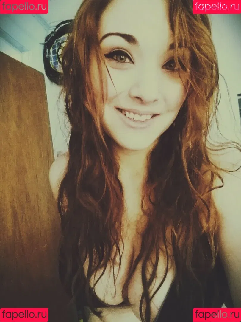 ASMRKitten / misscaitlin Onlyfans Photo Gallery 