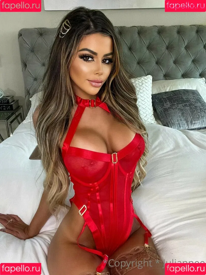 Juli Annee / Juliannee / juli.annee Onlyfans Photo Gallery 