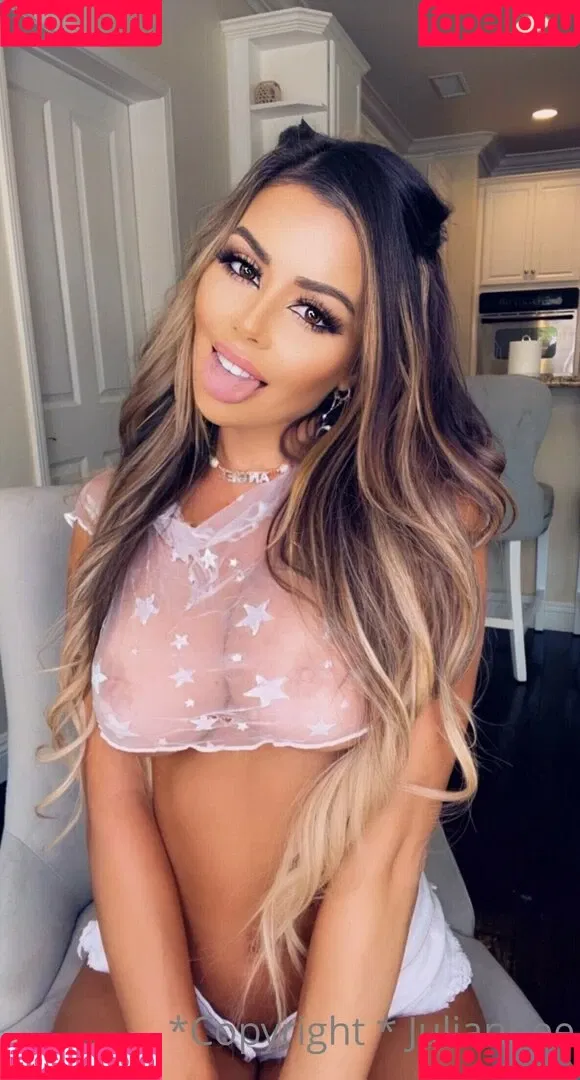 Juli Annee / Juliannee / juli.annee Onlyfans Photo Gallery 