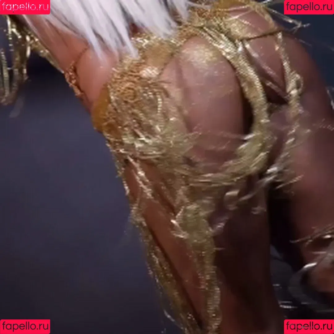 Sabrina Sato / sabrinasato Onlyfans Photo Gallery 