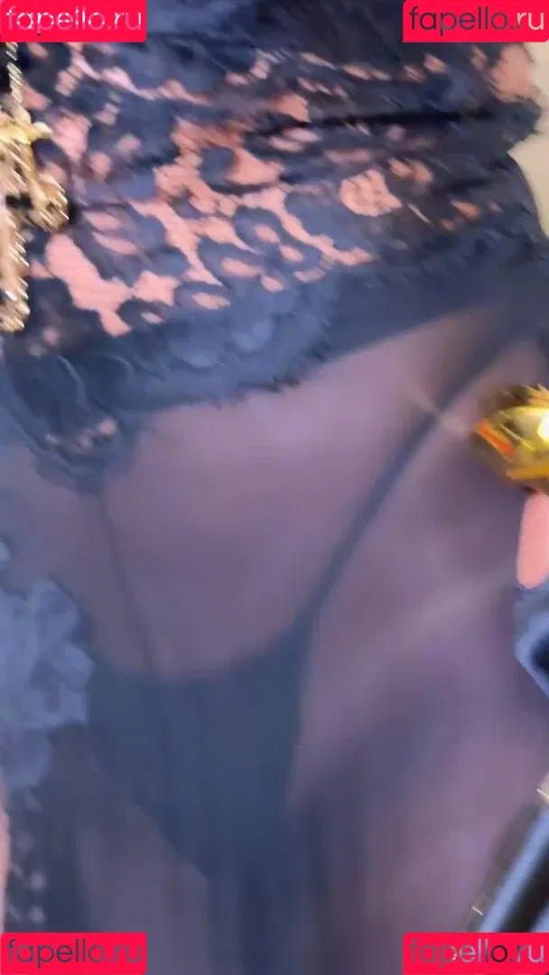 Sabrina Sato / sabrinasato Onlyfans Photo Gallery 