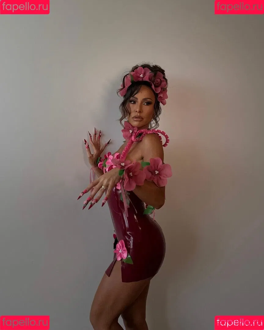 Sabrina Sato / sabrinasato Onlyfans Photo Gallery 