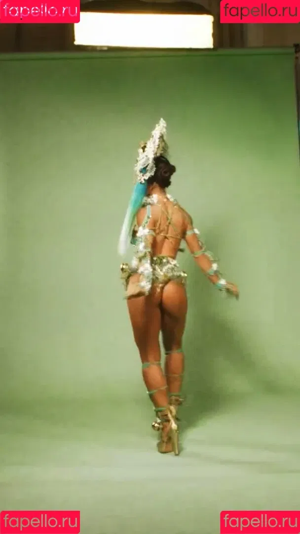 Sabrina Sato / sabrinasato Onlyfans Photo Gallery 