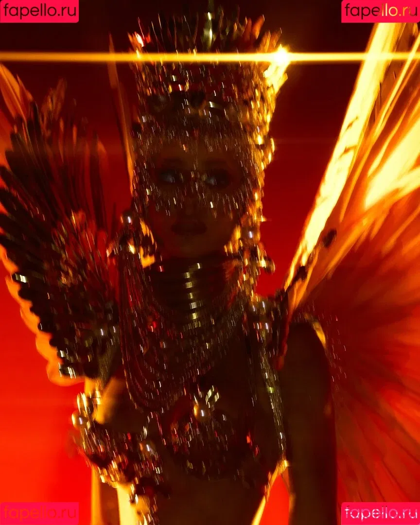 Sabrina Sato / sabrinasato Onlyfans Photo Gallery 