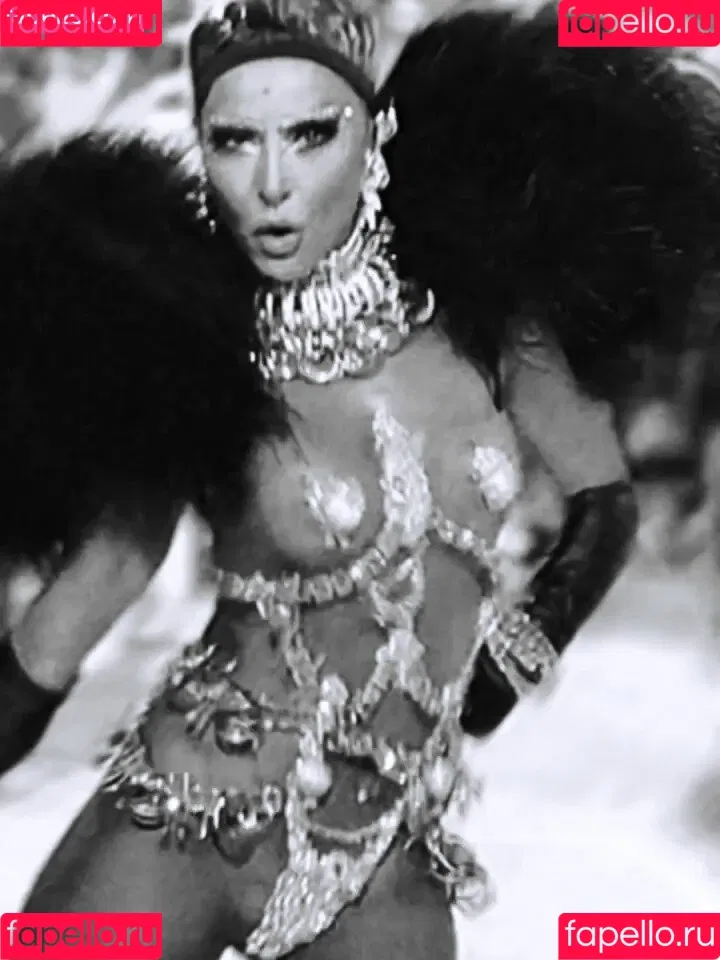 Sabrina Sato / sabrinasato Onlyfans Photo Gallery 