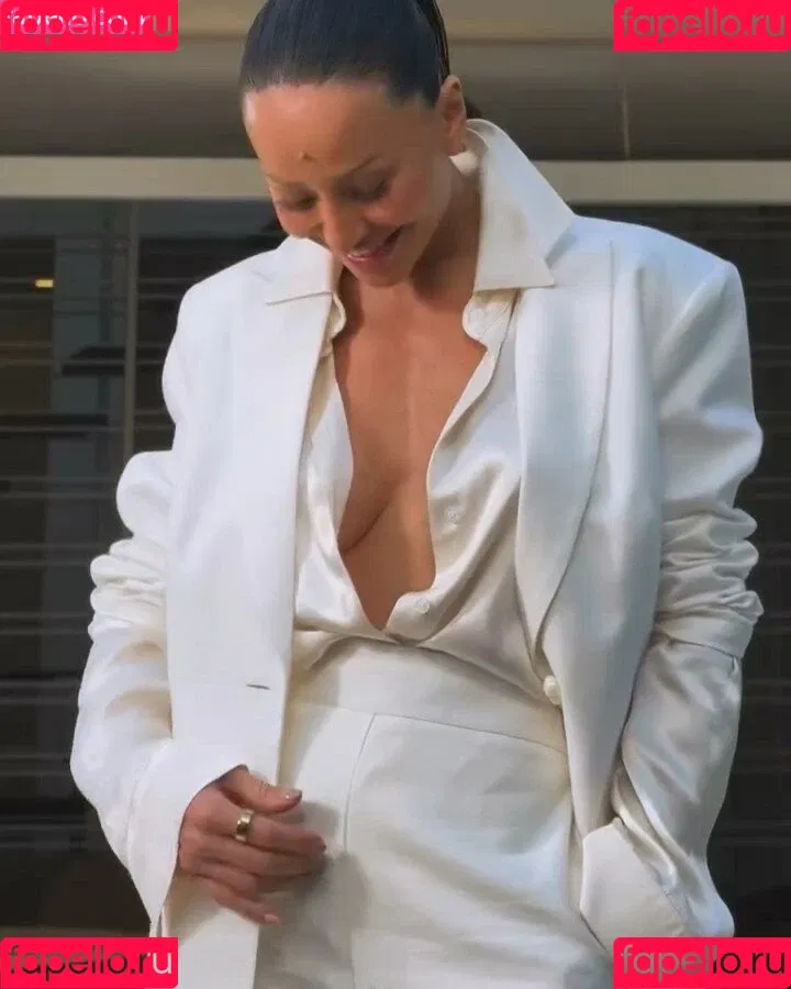 Sabrina Sato / sabrinasato Onlyfans Photo Gallery 