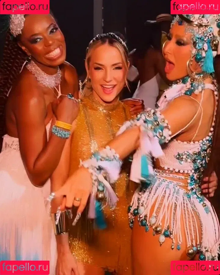 Sabrina Sato / sabrinasato Onlyfans Photo Gallery 