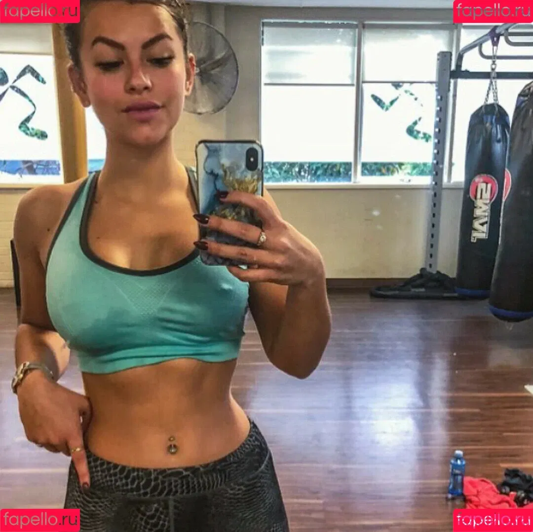 Justine Reine Marie / justinereineee / justinereinemarie Onlyfans Photo Gallery 