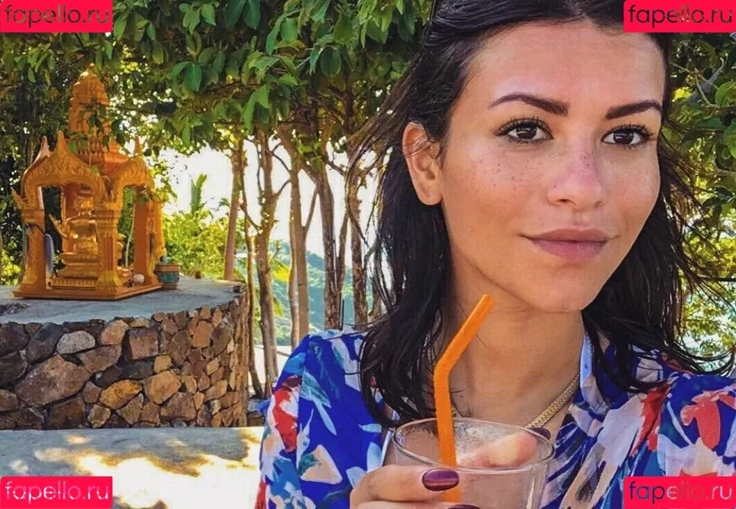 Justine Reine Marie / justinereineee / justinereinemarie Onlyfans Photo Gallery 