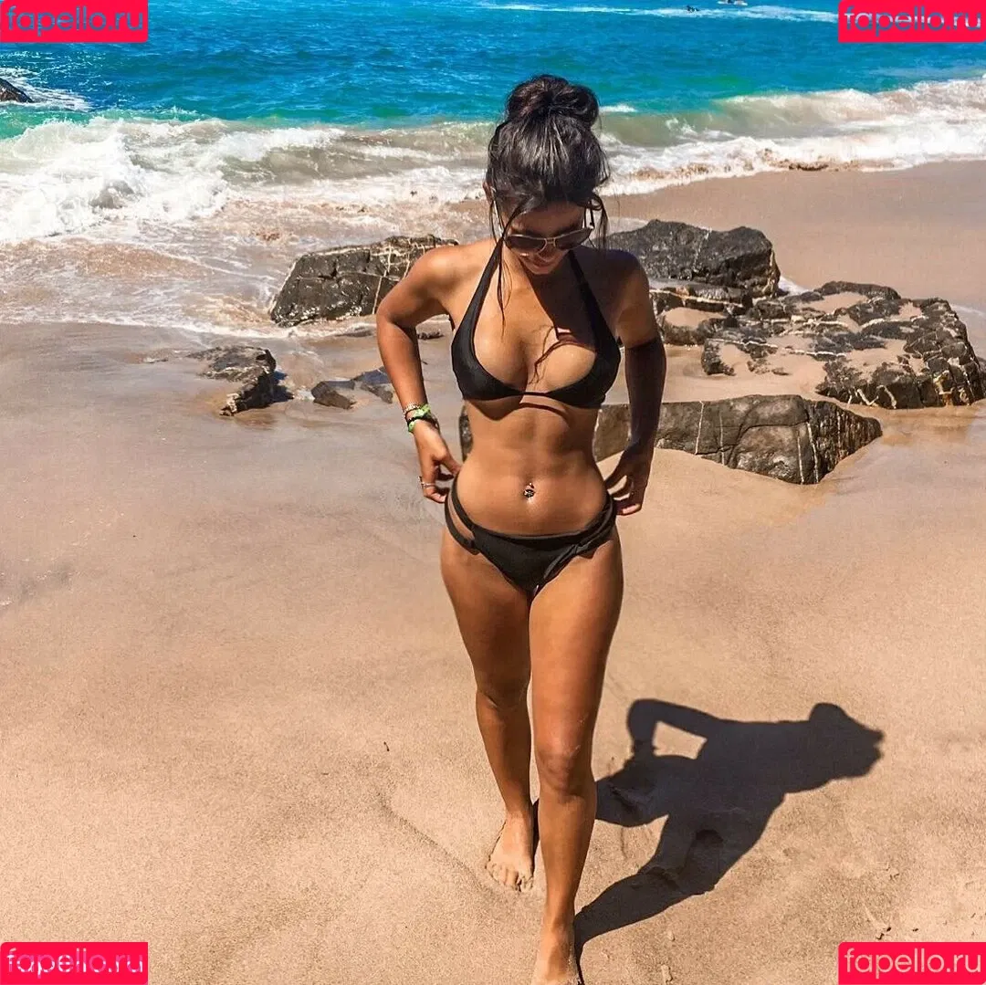 Justine Reine Marie / justinereineee / justinereinemarie Onlyfans Photo Gallery 