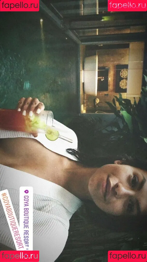 Justine Reine Marie / justinereineee / justinereinemarie Onlyfans Photo Gallery 