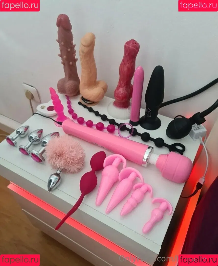 heidi_hott Onlyfans Photo Gallery 