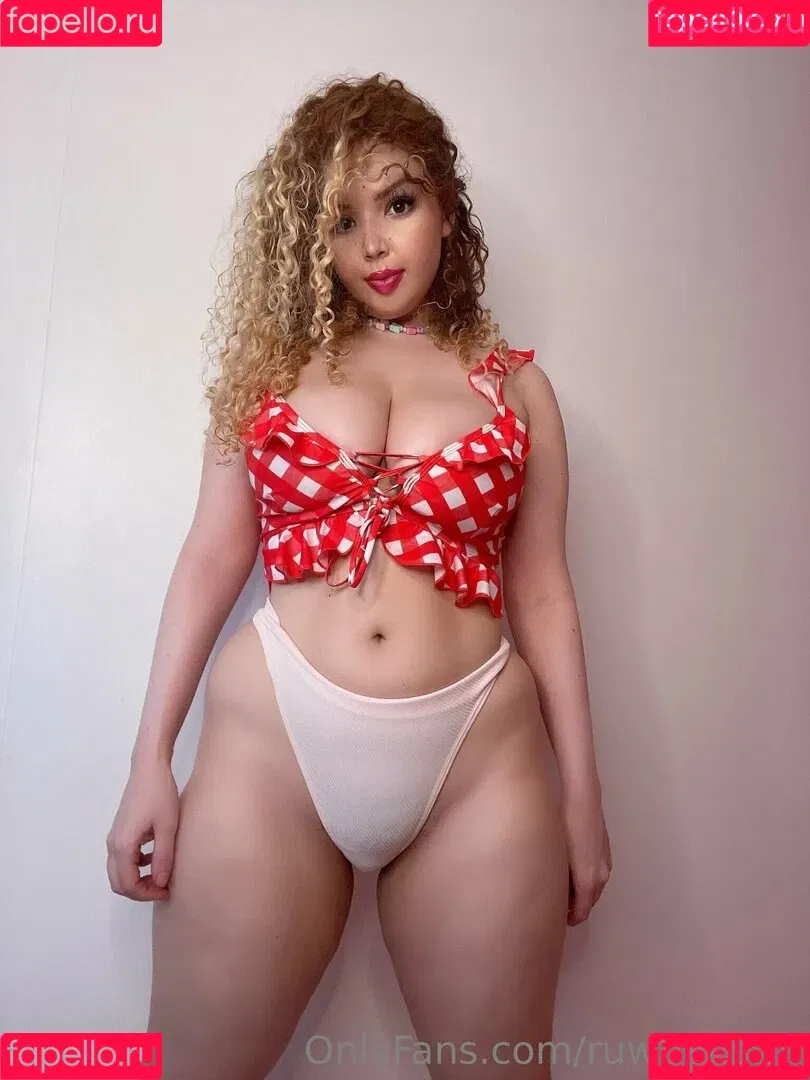 ruwba_tv_ / ruwbaasmr Onlyfans Photo Gallery 