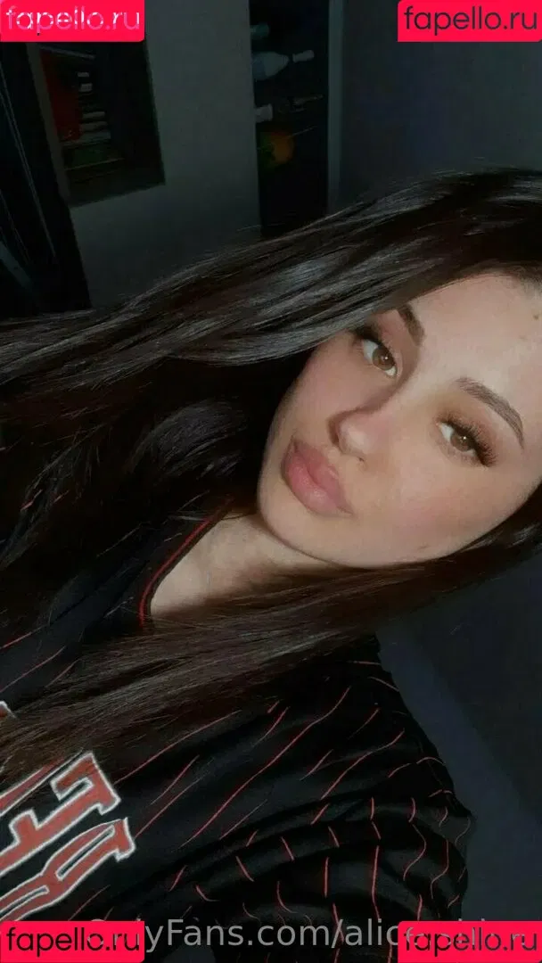 alice.shine / aliceshine99 Onlyfans Photo Gallery 