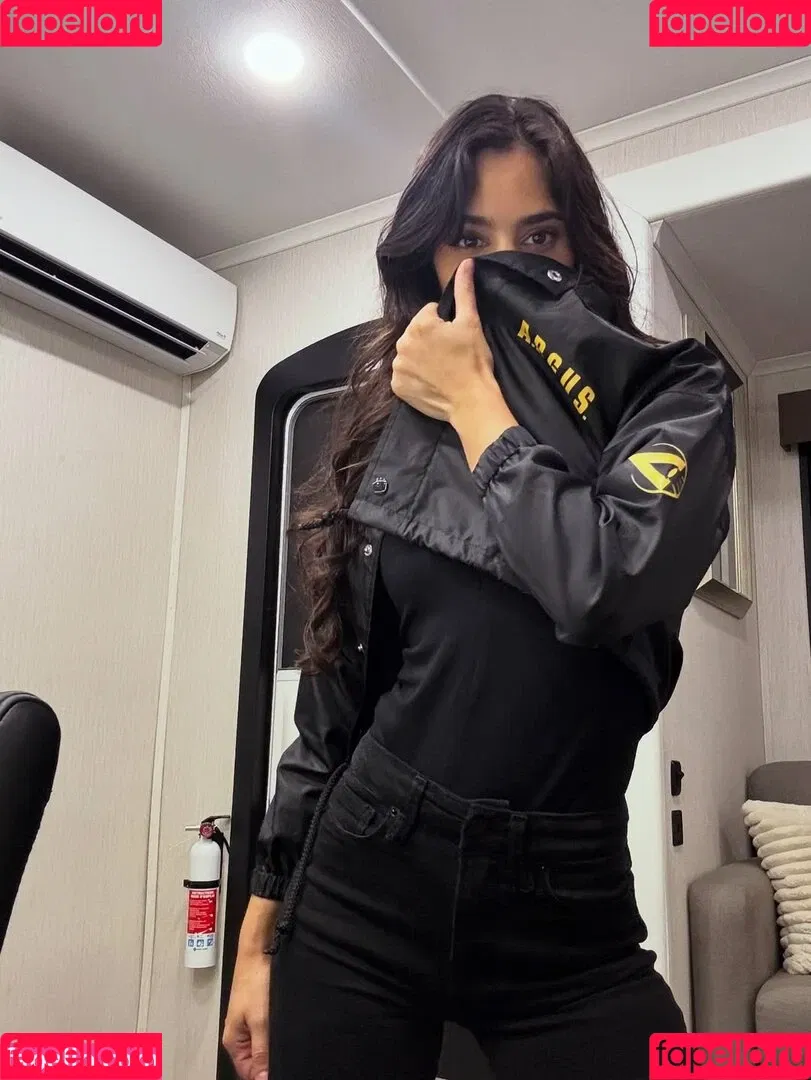 Sol Rodriguez / solrodr Onlyfans Photo Gallery 