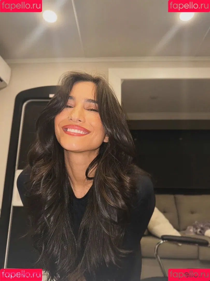 Sol Rodriguez / solrodr Onlyfans Photo Gallery 