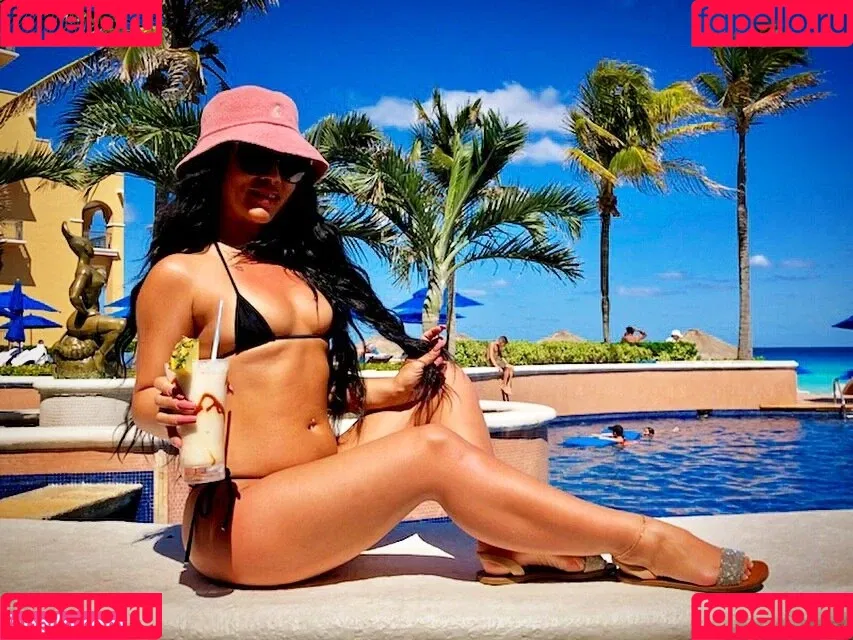 kristinarose / kristinaroseofficalpage Onlyfans Photo Gallery 