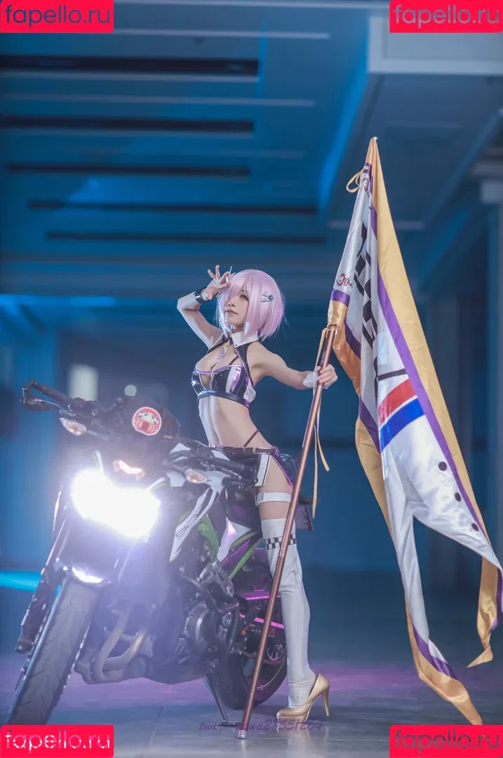 Shuimiaoaqua / aqua_cosplay / 水淼aqua Onlyfans Photo Gallery 