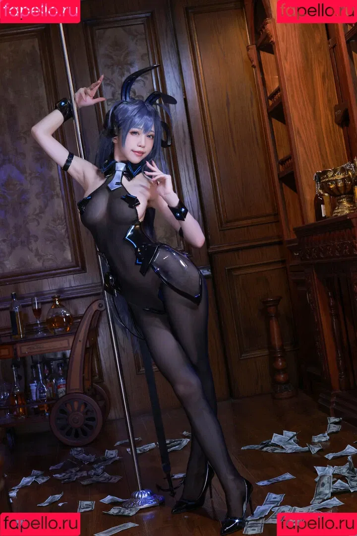 Shuimiaoaqua / aqua_cosplay / 水淼aqua Onlyfans Photo Gallery 