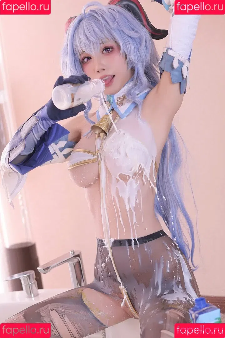 Shuimiaoaqua / aqua_cosplay / 水淼aqua Onlyfans Photo Gallery 