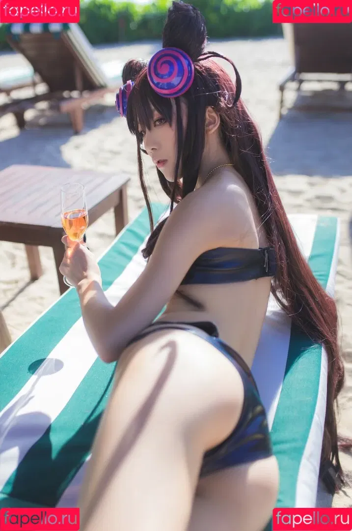 Shuimiaoaqua / aqua_cosplay / 水淼aqua Onlyfans Photo Gallery 