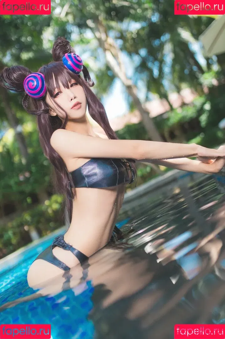 Shuimiaoaqua / aqua_cosplay / 水淼aqua Onlyfans Photo Gallery 