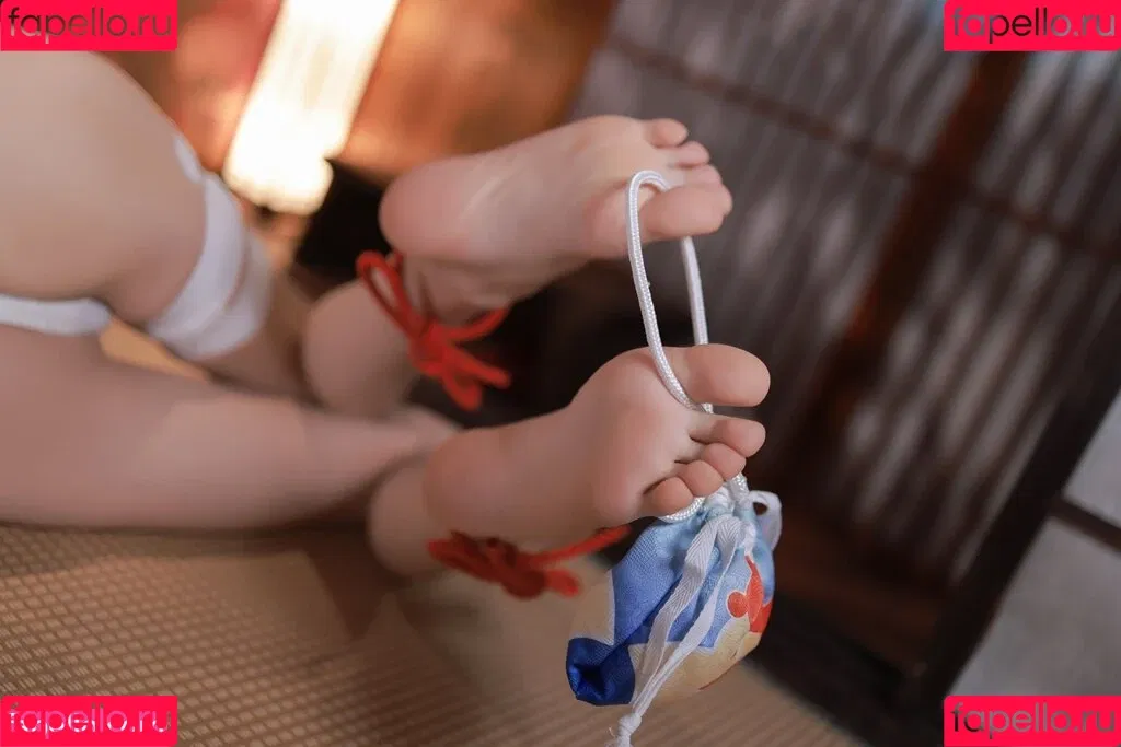 Shuimiaoaqua / aqua_cosplay / 水淼aqua Onlyfans Photo Gallery 