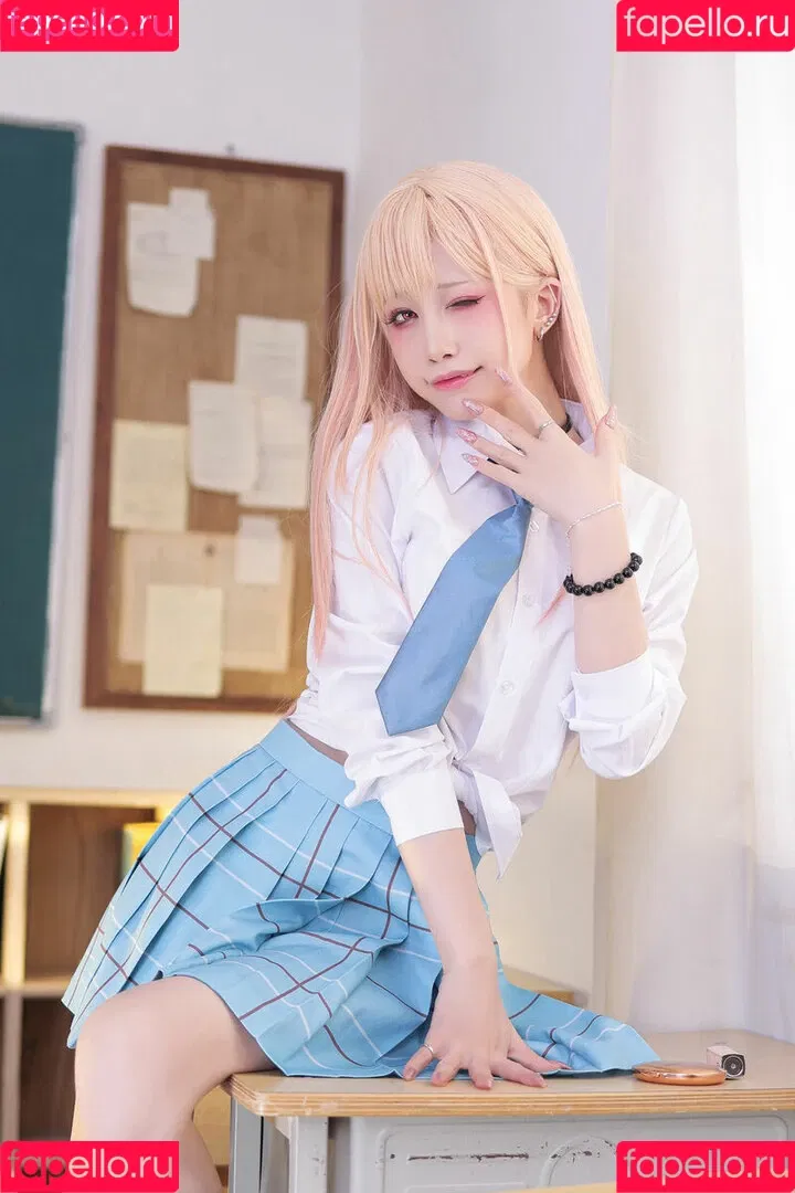 Shuimiaoaqua / aqua_cosplay / 水淼aqua Onlyfans Photo Gallery 