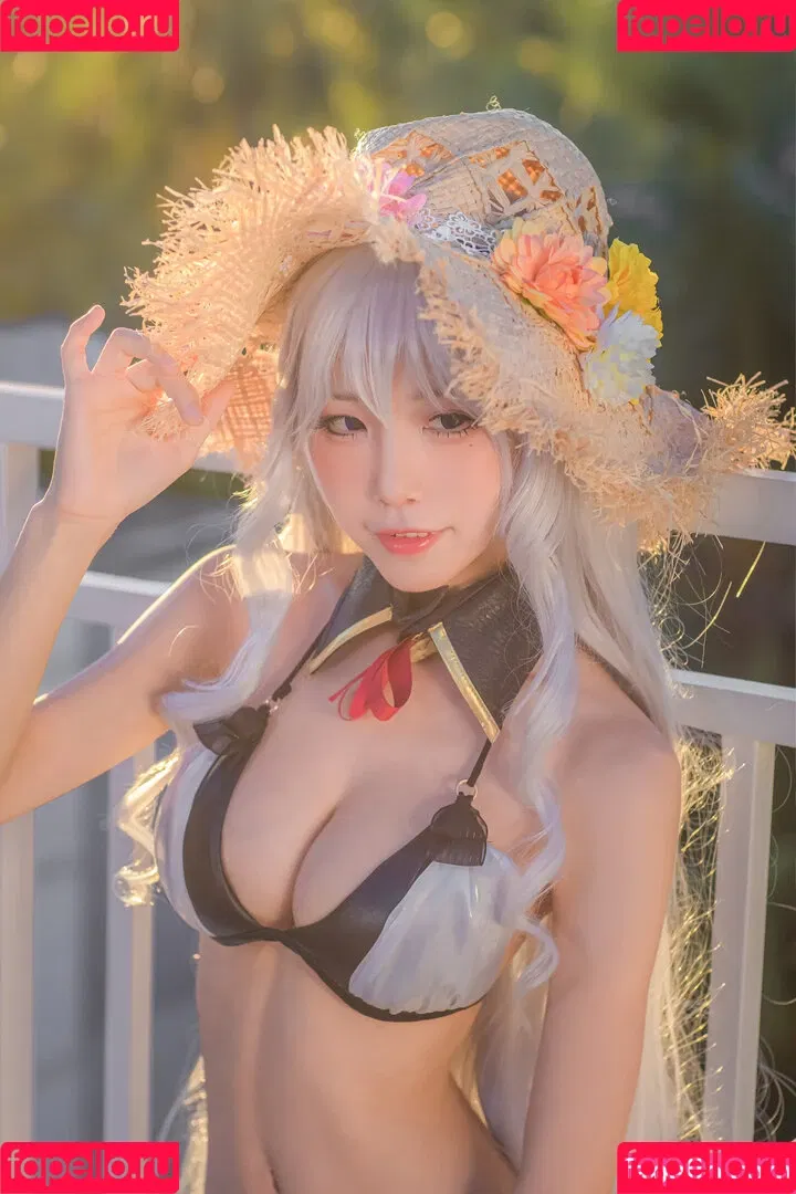 Shuimiaoaqua / aqua_cosplay / 水淼aqua Onlyfans Photo Gallery 