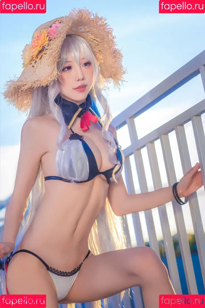 Shuimiaoaqua / aqua_cosplay / 水淼aqua Onlyfans Photo Gallery 