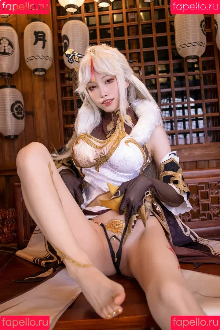 Shuimiaoaqua / aqua_cosplay / 水淼aqua Onlyfans Photo Gallery 