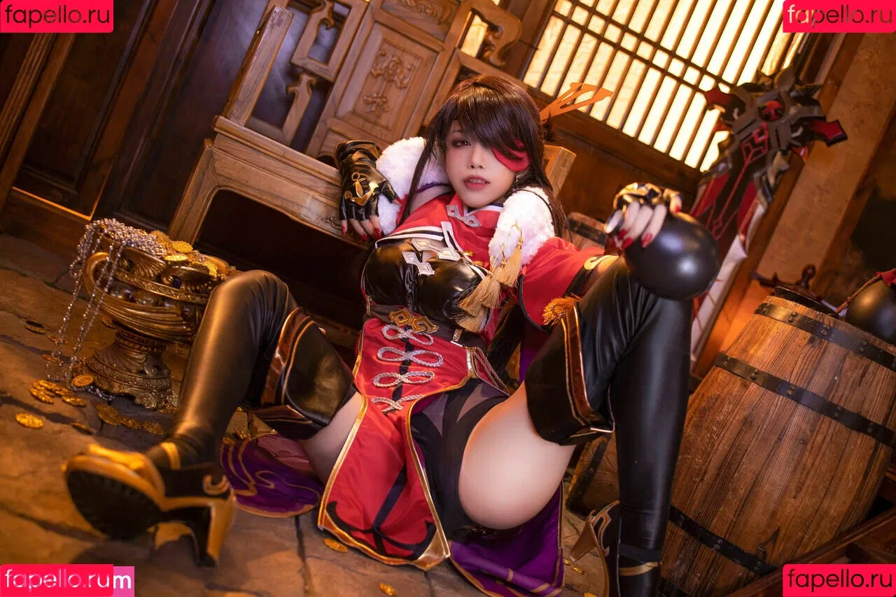 Shuimiaoaqua / aqua_cosplay / 水淼aqua Onlyfans Photo Gallery 