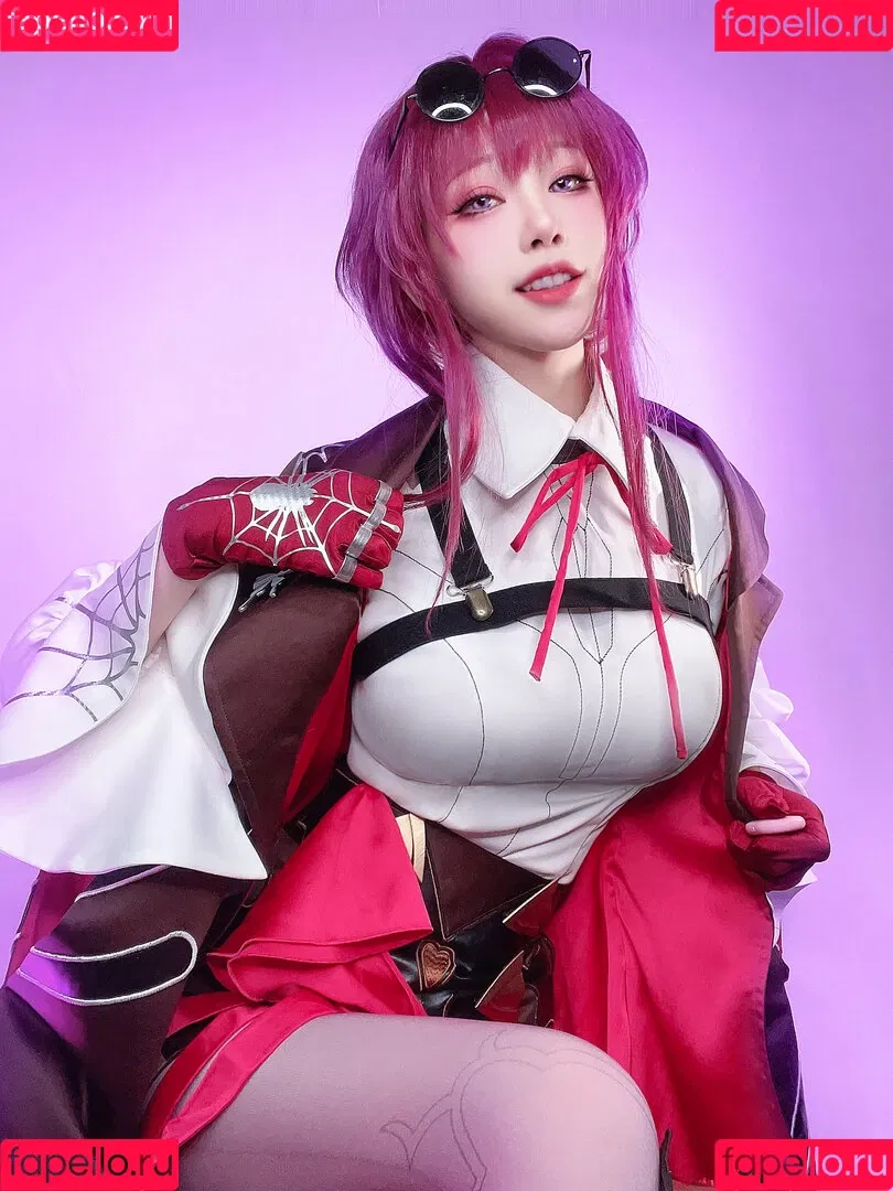 Shuimiaoaqua / aqua_cosplay / 水淼aqua Onlyfans Photo Gallery 