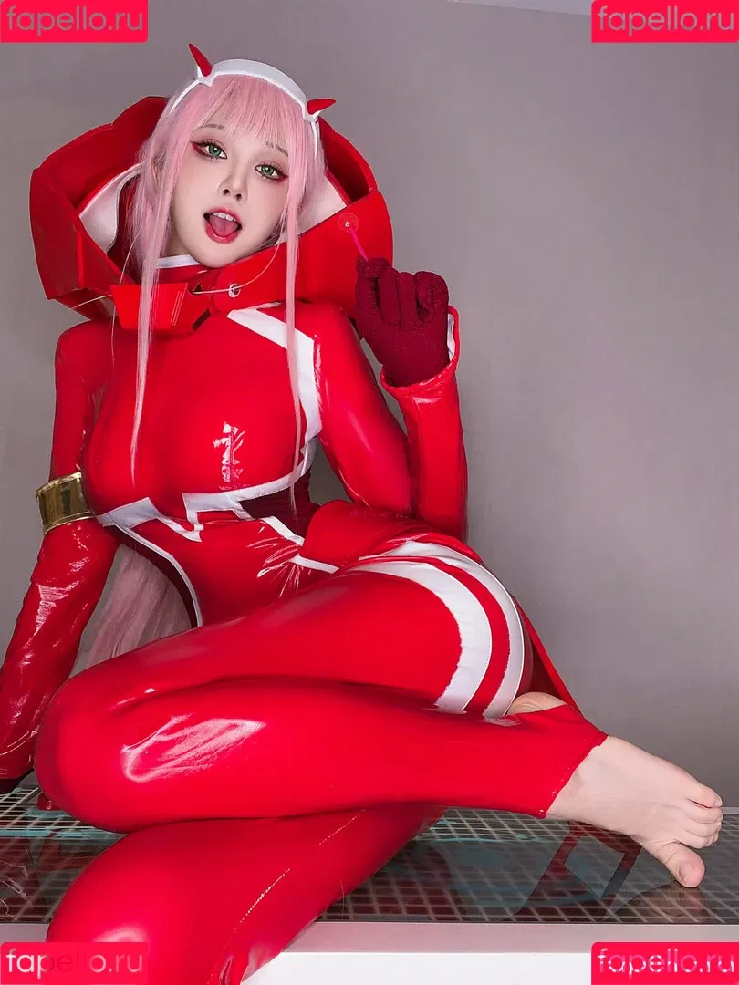 Shuimiaoaqua / aqua_cosplay / 水淼aqua Onlyfans Photo Gallery 