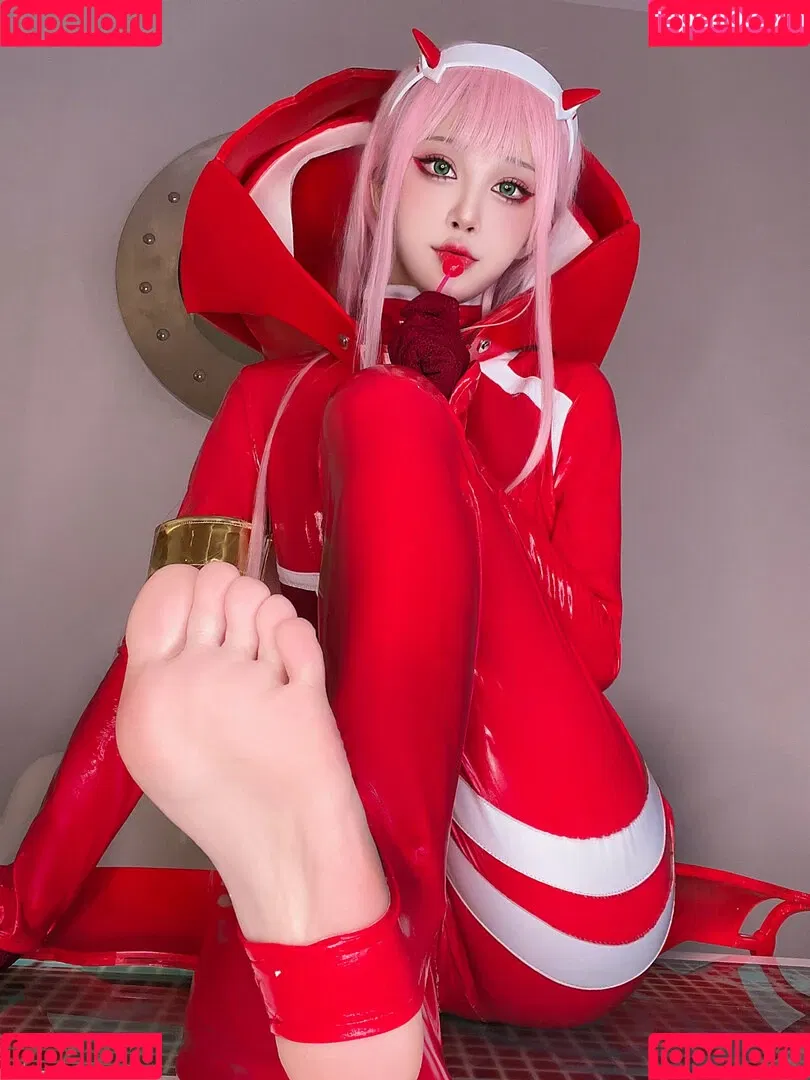 Shuimiaoaqua / aqua_cosplay / 水淼aqua Onlyfans Photo Gallery 