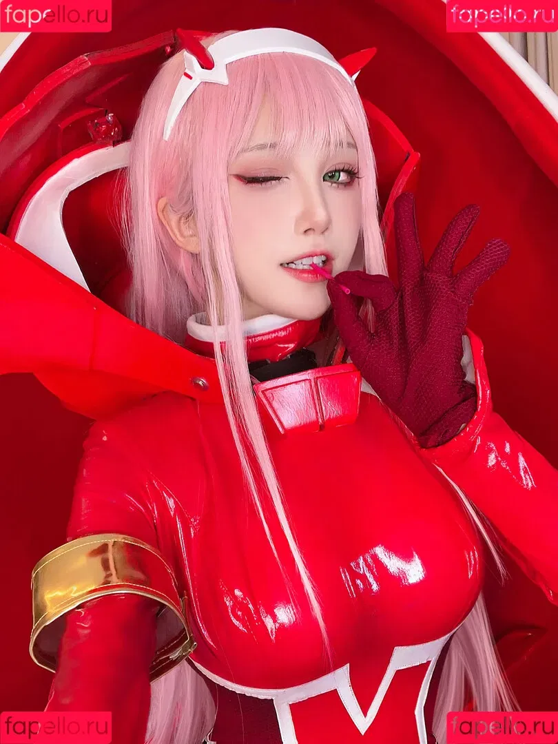 Shuimiaoaqua / aqua_cosplay / 水淼aqua Onlyfans Photo Gallery 