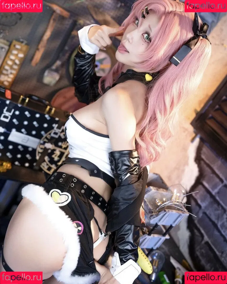 Shuimiaoaqua / aqua_cosplay / 水淼aqua Onlyfans Photo Gallery 