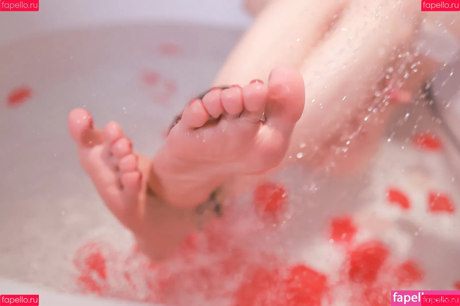 Shuimiaoaqua / aqua_cosplay / 水淼aqua Onlyfans Photo Gallery 